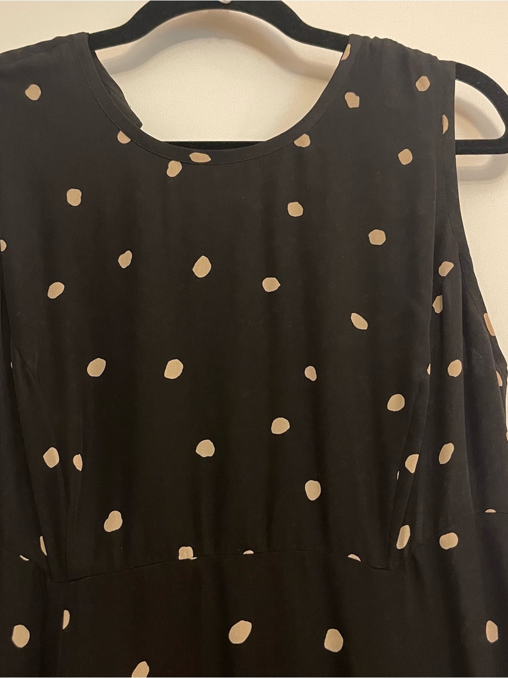 Valerie Dresses Elegant Black Silk Maxi Dress with Gold Polka Dots size 12 - Picture 3 of 8